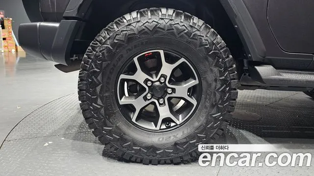 Jeep Wrangler 2020 thumb 4