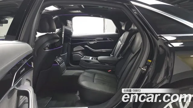 Audi A8 2021 thumb 11