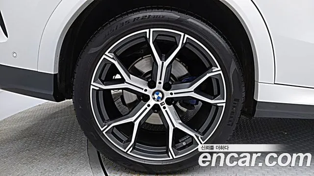 BMW X6 2022 thumb 8
