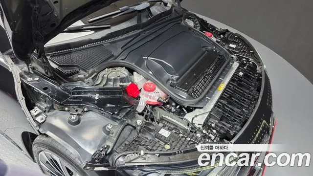 Mercedes-Benz EQE 2023 thumb 6
