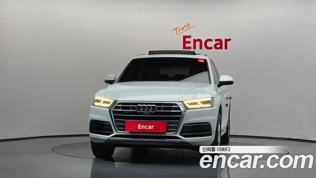 Audi Q5 2020 thumb 3