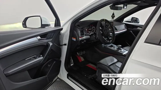 Audi Q5 2020 thumb 10