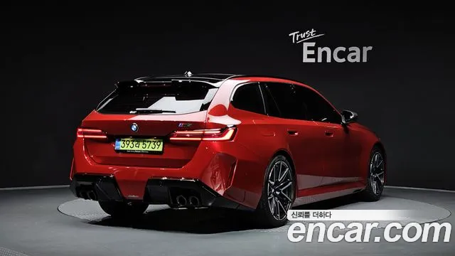 BMW M5 2026 thumb 2