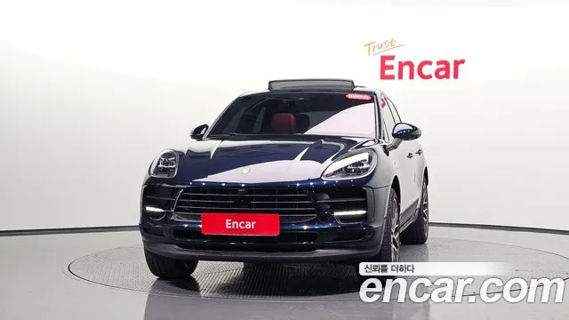 Porsche Macan 2021 thumb 2