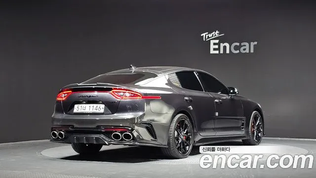 Kia Stinger 2019 thumb 2