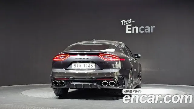 Kia Stinger 2019 thumb 4