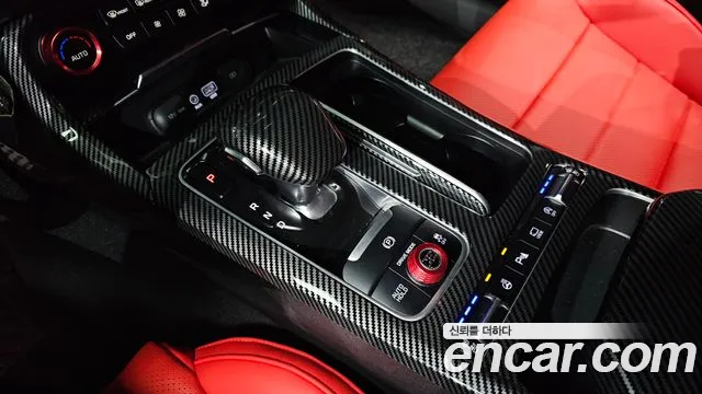 Kia Stinger 2019 thumb 9
