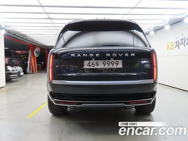 Land Rover Range Rover 2023 thumb 3