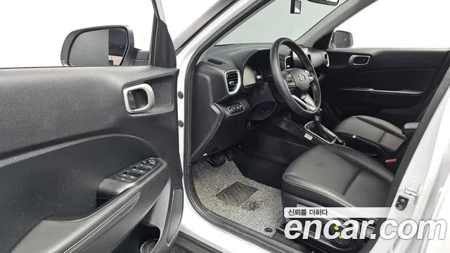 Hyundai Venue 2023 thumb 9
