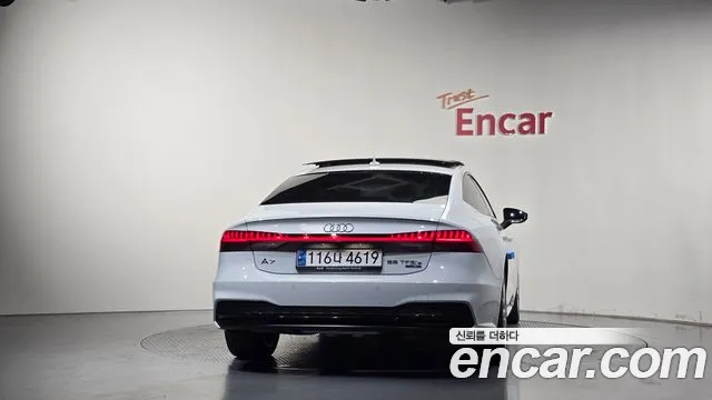 Audi A7 2023 thumb 4