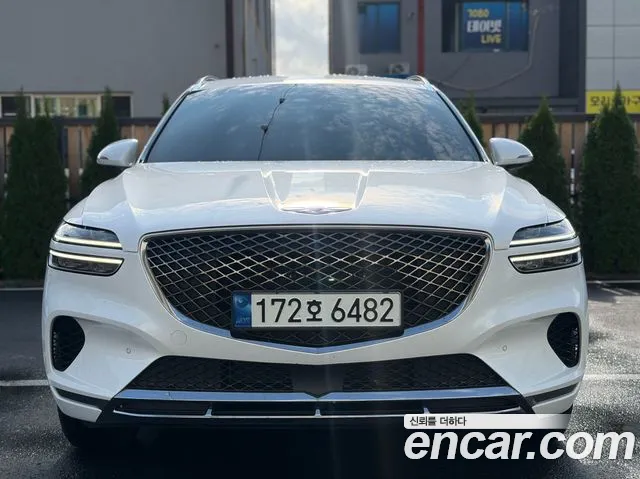 Genesis GV70 2022 thumb 2