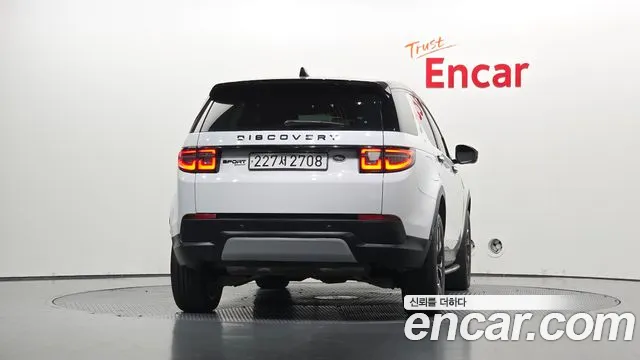 Land Rover Discovery Sport 2021 thumb 3