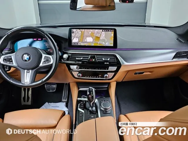 BMW 5-Series 2021 thumb 7