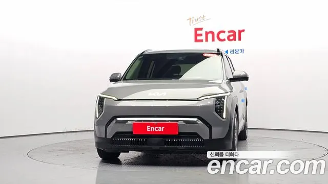 Kia EV3 2024 thumb 2