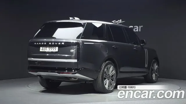 Land Rover Range Rover 2023 thumb 2