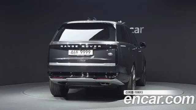 Land Rover Range Rover 2023 thumb 4