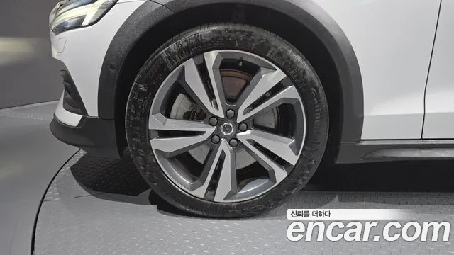 Volvo V60 2021 thumb 5