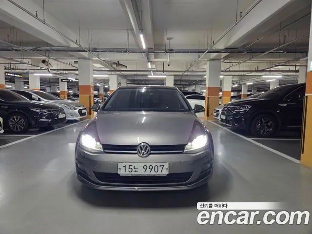 Volkswagen Golf Sportsvan 2016 thumb 3