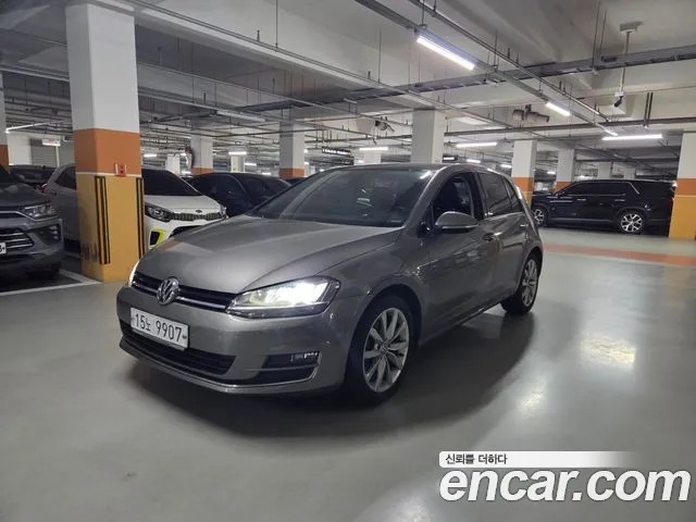 Volkswagen Golf Sportsvan 2016 thumb 12