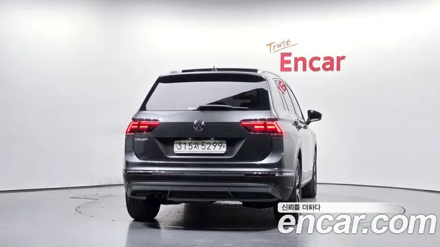 Volkswagen Tiguan 2020 thumb 3
