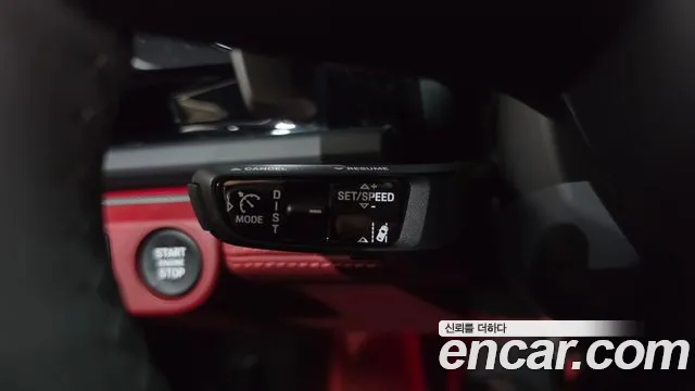 Porsche Panamera 2025 thumb 11