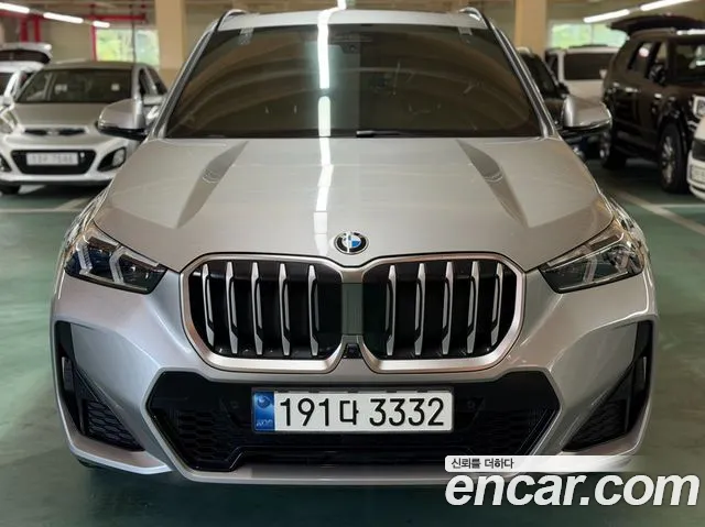 BMW X1 2023 thumb 3