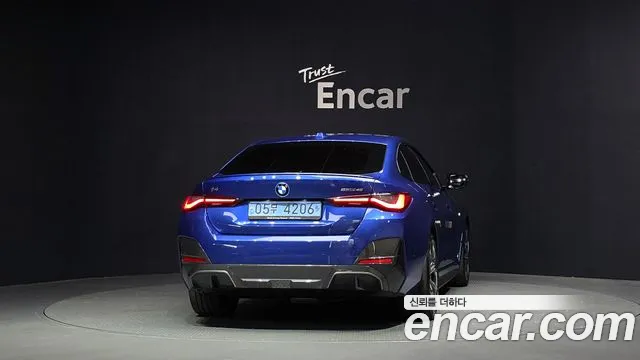 BMW i4 2023 thumb 4