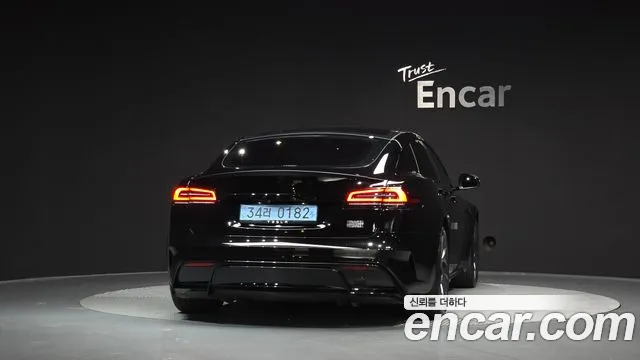 Tesla Model S 2026 thumb 3