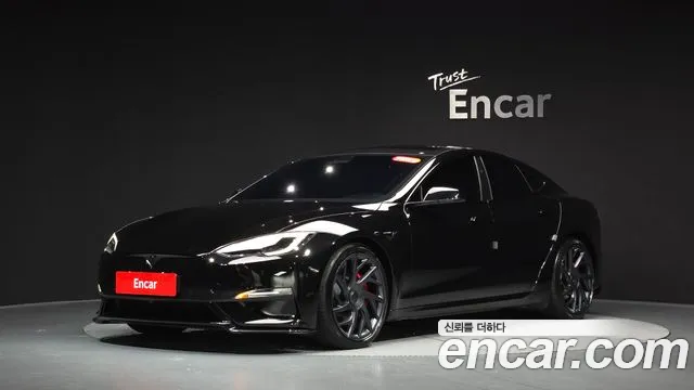 Tesla Model S 2026 thumb 11