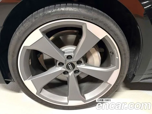 Audi A5 2019 thumb 7