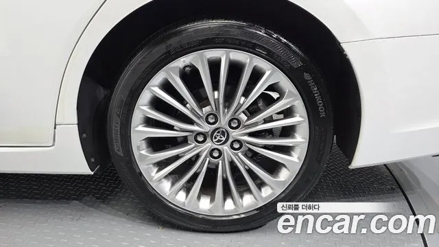 Toyota Avalon 2019 thumb 4