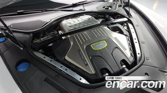Porsche Panamera 2023 thumb 6