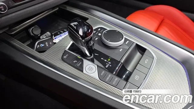 BMW Z4 2024 thumb 9
