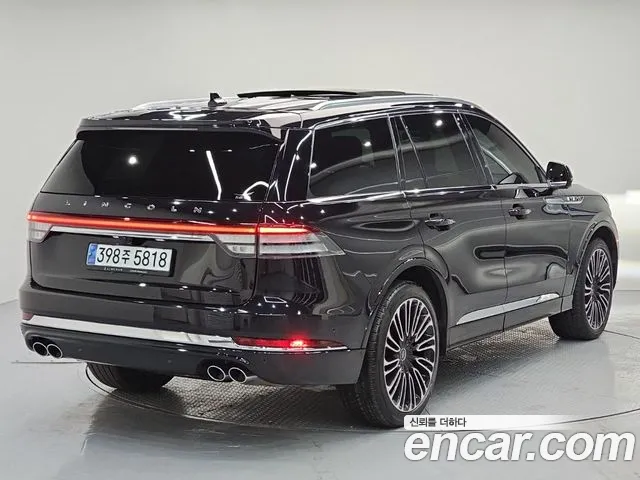 Lincoln Aviator 2023 thumb 4