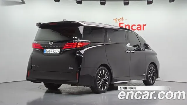 Toyota Alphard 2025 thumb 2