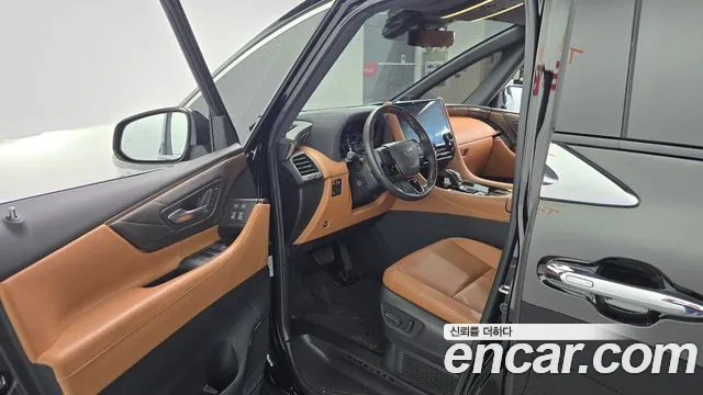 Toyota Alphard 2025 thumb 10