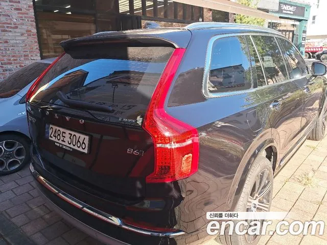 Volvo XC90 2022 thumb 4