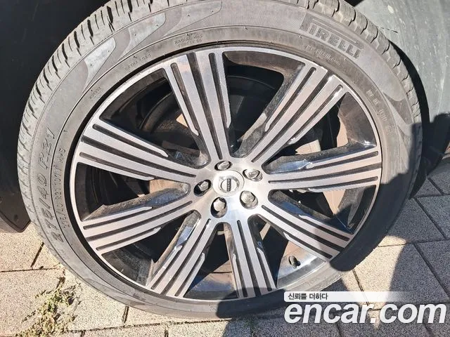 Volvo XC90 2022 thumb 5