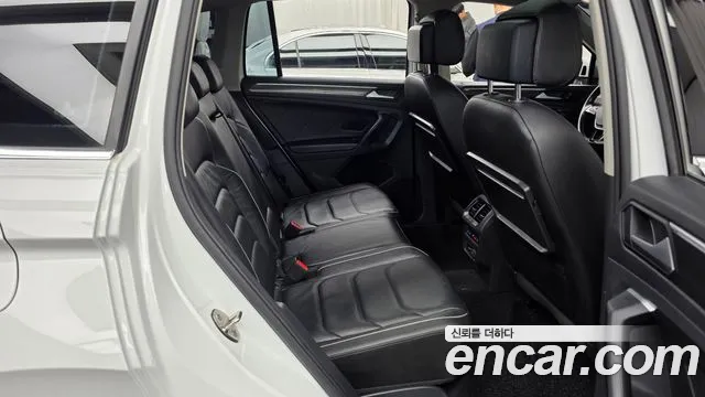 Volkswagen Tiguan 2020 thumb 12