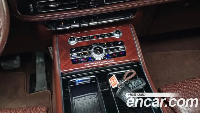 Lincoln Aviator 2020 thumb 9