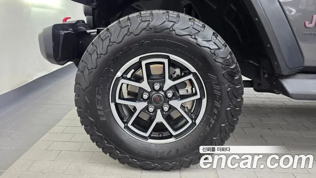 Jeep Wrangler 2024 thumb 5
