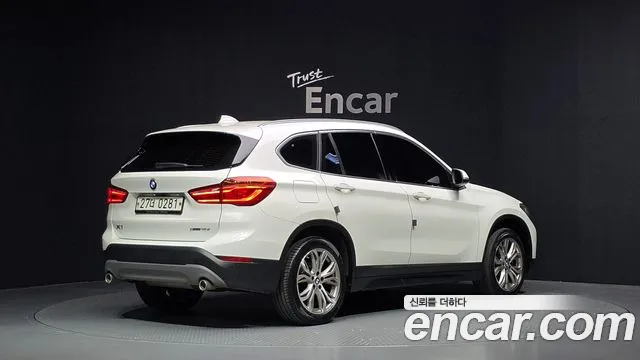 BMW X1 2019 thumb 2