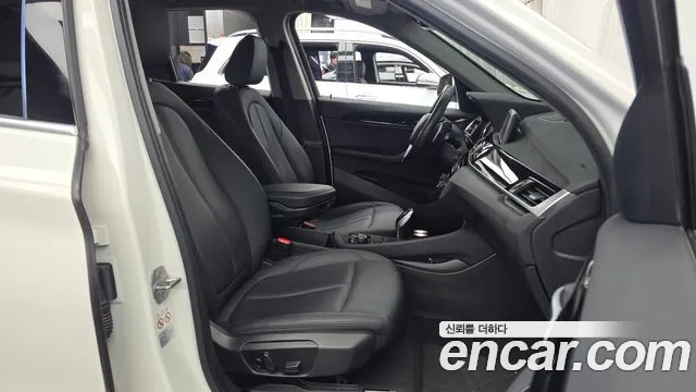 BMW X1 2019 thumb 11