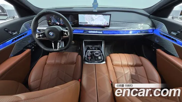 BMW 7-Series 2023 thumb 7