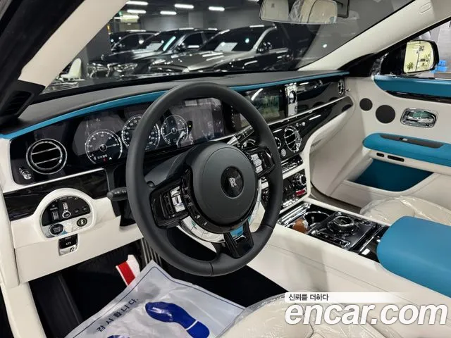 Rolls-Royce Ghost 2022 thumb 4