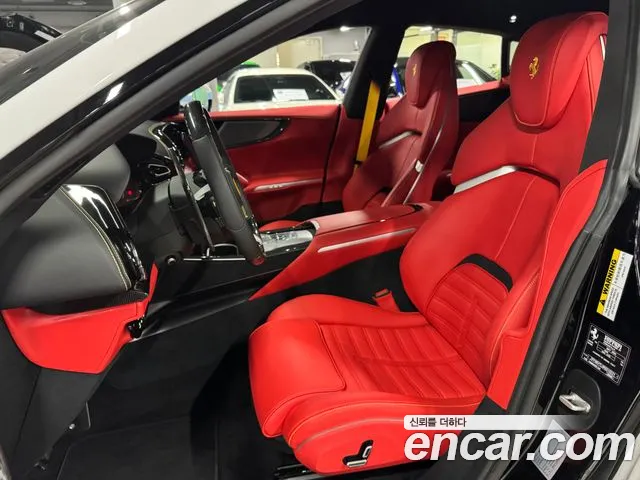 Ferrari Purosangue 2024 thumb 8