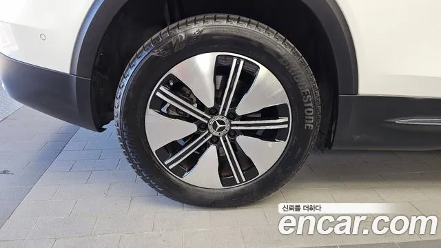Mercedes-Benz EQB 2023 thumb 5