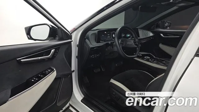Kia EV6 2021 thumb 10