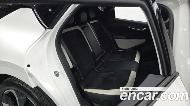 Kia EV6 2021 thumb 12