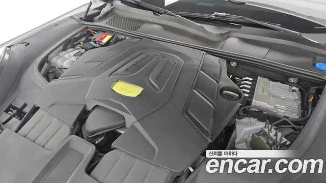 Porsche Cayenne 2021 thumb 5